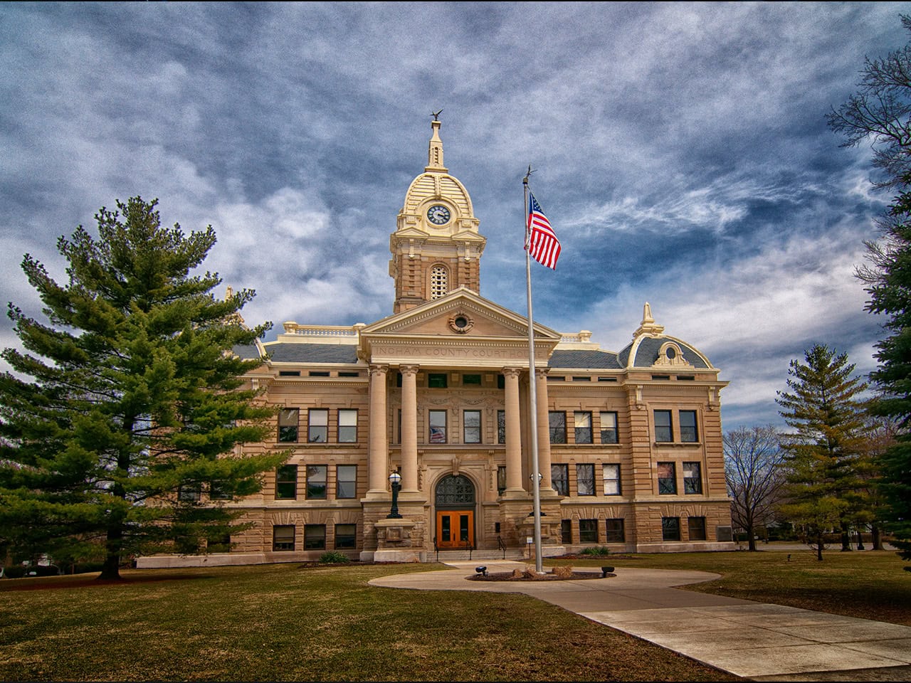 A courthouse in Michigan