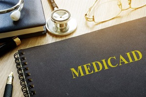 Picture of a medicare book on a desk